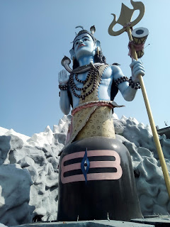 Kundalini requires various gods that are in the form of molds of different&nbsp;personalities